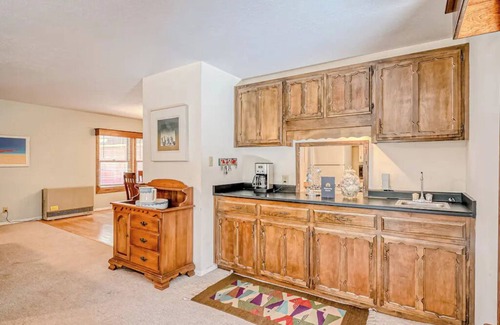 Angel Fire House | Fireplace | Pool Table | WiFi | Hot Tub | Deer Haven
