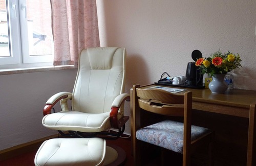 Rosenbach/Vogtl. Apartment | Fireplace room DZ Nr 1 - Pension & Gaststätte Cafe Syrau
