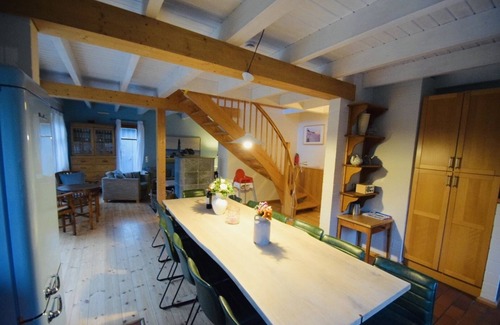 Oxstedt House | Fireplace, terrace, garden, barbecue, child-friendly near nature reserve