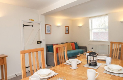 Weymouth Cottage | FIRKIN COTTAGE, family friendly in Brewers Quay Harbour