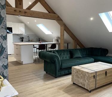 Brive-la-Gaillarde Apartment | Firmin Gaillard