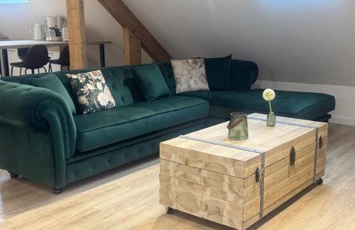 Brive-la-Gaillarde Apartment | Firmin Gaillard