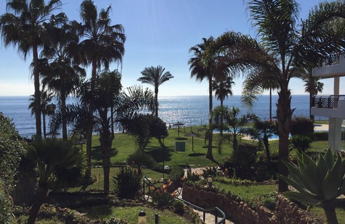 Sitio de Calahonda Apartment | First beach line (beachside) - a paradise on the Costa del Sol.