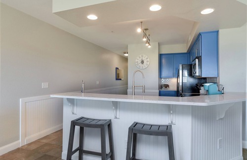 Kill Devil Hills Condo | First Flight Retreat 105: Oceanfront, Shared Pool