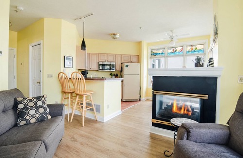 Manistee Condo | First Floor Condo at Water's Edge