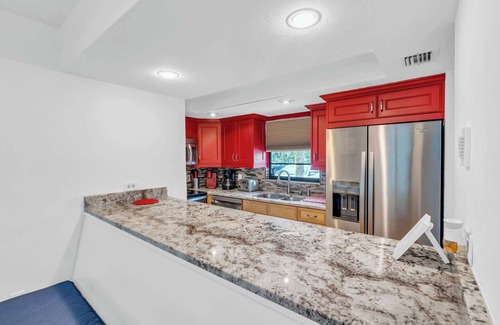 Park Shore Condo | First Floor Deluxe Condo -Updated and Chic!