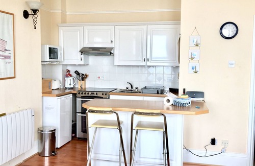 Tywyn Apartment | First floor seaside apartment with balcony and spectacular sea views.