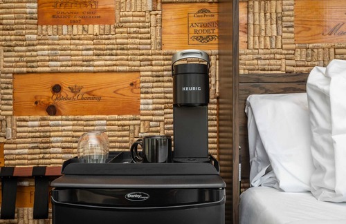 Luray Apartment | First Floor Suites at The Legacy Inn Harmony Floor