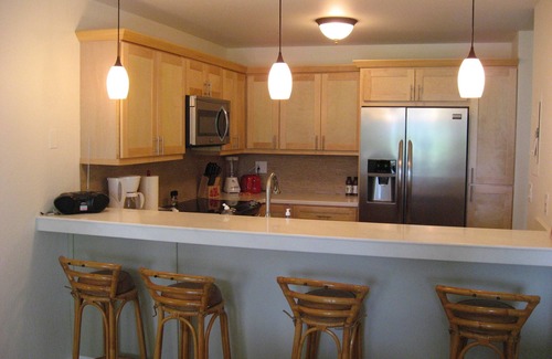 Waikoloa Condo | First floor-Walk to pool, BBQ and hot tub. Golf course frontage. Paradise