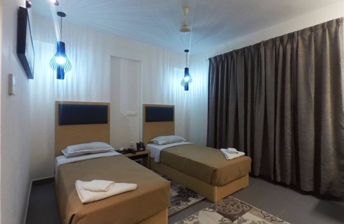 Perungudi Hotel | First Inn Hotels