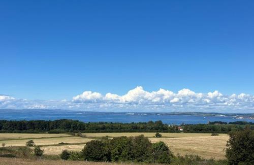 Ayr House | Firth View 2 - Country Escape with Sea Views of Arran!