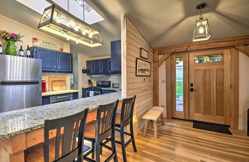 Port Ludlow Cottage | Fish, Crab & Clam: Waterfront Gem in Port Ludlow