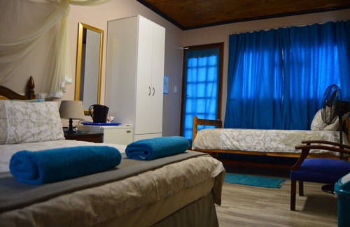 Fisherhaven Hostel | Fisherhaven Traveller's Lodge - Hostel