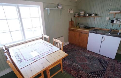 Ballstad House | Fisherman's cabin, Lofoten - 12 Teronbua