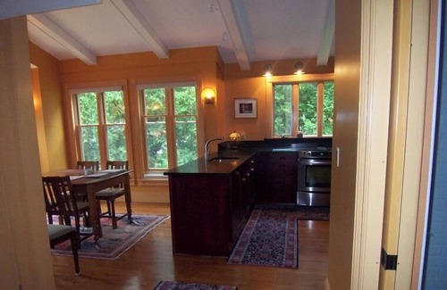 Camden Cottage | Fisherman's Cottage, Charming 100 Year Old Fisherman's Cottage