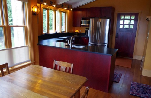 Camden Cottage | Fisherman's Cottage, Charming 100 Year Old Fisherman's Cottage