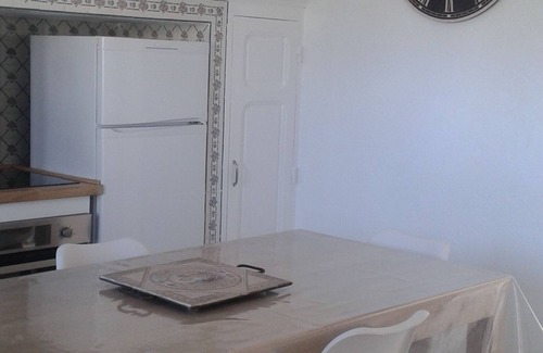 La Tamarissiere Apartment | Fisherman's cottage, your stopover by the sea