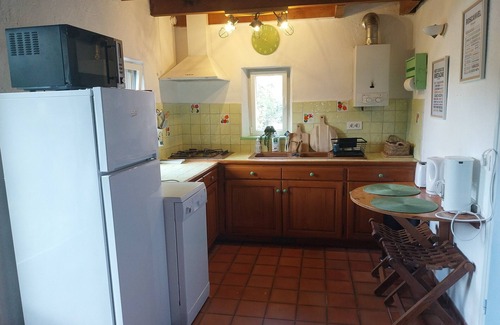 Roscanvel House | Fisherman's house facing the sea