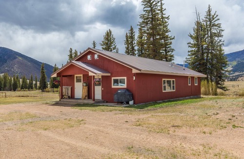 Creede Cabin | Fisherman's Paradise - Pet Friendly, Private Creek, Fireplace, Hot Tub