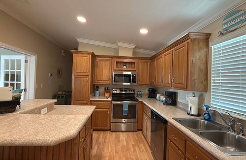 Marathon House | Fisherman`s Retreat 3 Bedroom 2 Bath Marathon Home