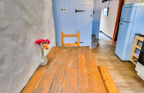 Old Town Hastings Cottage | Fishermans Cottage - Hastings