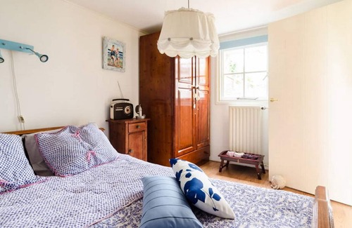 Vinkeveen Ski Chalet | Fishermans'Home on waterside