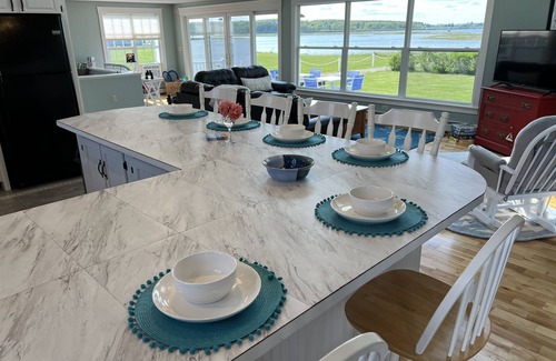 Scarborough Cottage | Fishermen's Cove Cottage, Pine Point, Maine