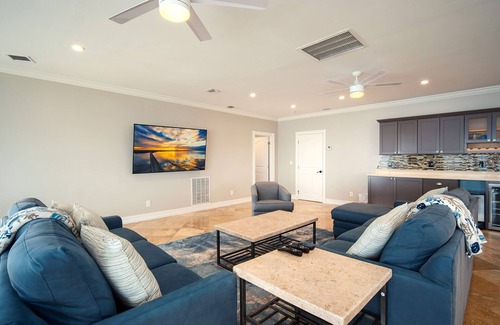 Big Pine Key House | Fishermen`s Paradise | Waterfront home with huge pool, 220-foot dock & gorgeous interior