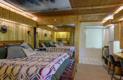 Eureka House | Fishing Escape in the Woods