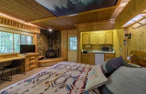 Eureka House | Fishing Escape in the Woods