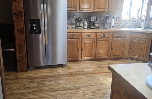 Eagar Cabin | Fishing, Hunting, Hiking, And Lots Of Family Fun! Direct View of Escudilla Mtn