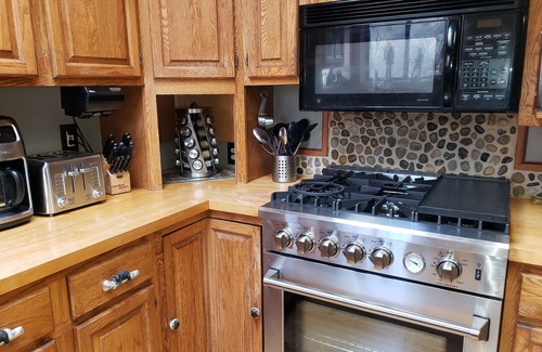 Eagar Cabin | Fishing, Hunting, Hiking, And Lots Of Family Fun! Direct View of Escudilla Mtn