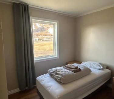 Flateyri Ski Chalet | Fisk Club Cottages Flateyri - Sailor's House