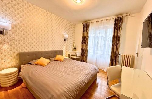 Limoges Apartment | FITZ JAMES 2 Bedrooms 2 Bathrooms in Historic Center