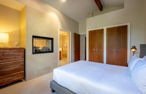Whistler House | Fitzsimmons Walk 10 by Outpost Whistler