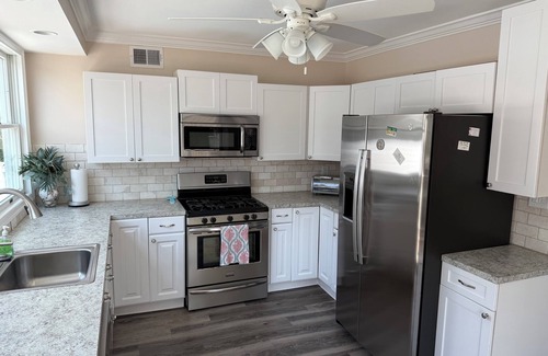 Wildwood Crest House | Five bedroom, three bath home with a heated private pool in Wildwood Crest!