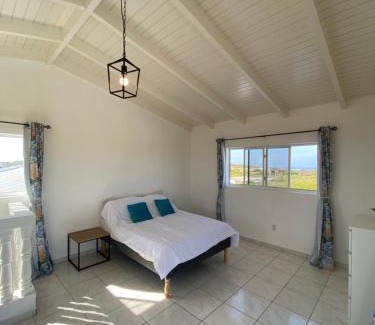 Grote Berg House | Five Bedroom Villa with Swimming Pool