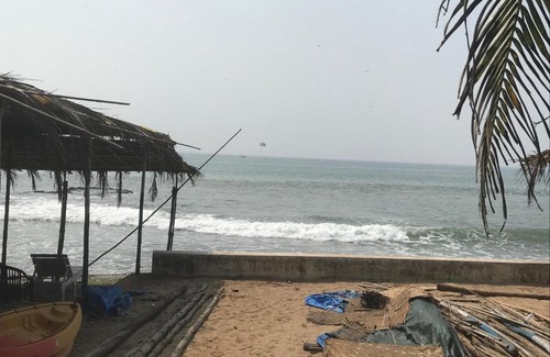 Anjuna Hotel | Five-five beach front cottages