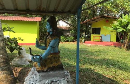 Anjuna Hotel | Five-five beach front cottages