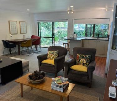 Tamahere Bed & Breakfast | Five Paddocks Tamahere