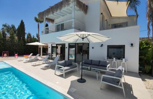 Peyia Town Villa | Five Palms Villa
