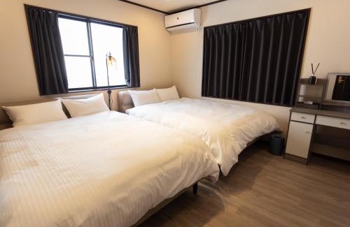 Shinjuku House | Five Roses House