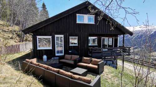 Sønstebø House | Fjellskue Panorama 1474 Spacious Cabin In Uvdal
