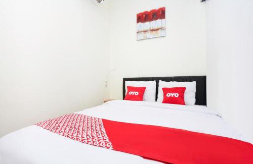 Gubeng Hotel | Flagship 3688 Pot Art