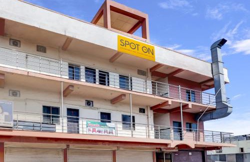 Gulbarga Hotel | Flagship Bhalkeshwar Lodging