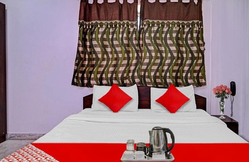 New Town Hotel | Flagship Happy Stay