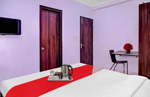 New Town Hotel | Flagship Happy Stay