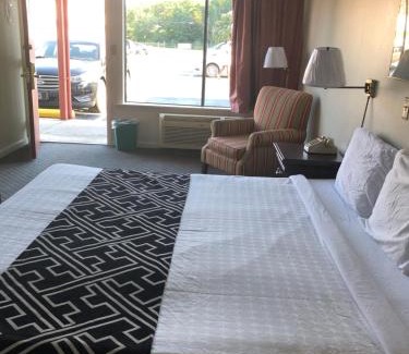 Petersburg Hotel | Flagship Inn