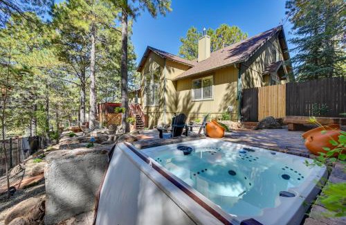 Ponderosa Trails House | Flagstaff Hideaway Private Hot Tub, 4 Mi to Dtwn!