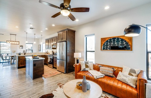 Downtown Flagstaff House | Flagstaff Townhome Near Downtown w/Mountain Views